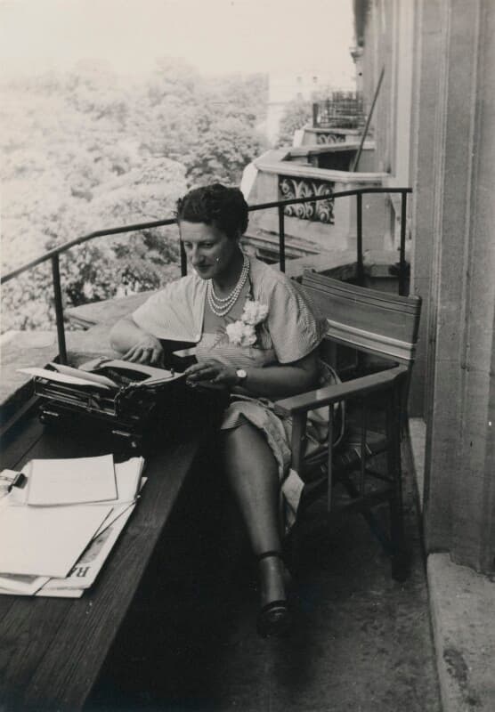 Caroline Abrahams